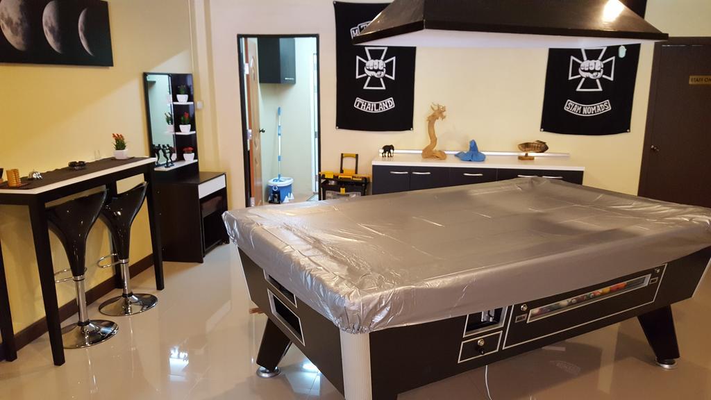 Burnout Guesthouse Pattaya Dış mekan fotoğraf
