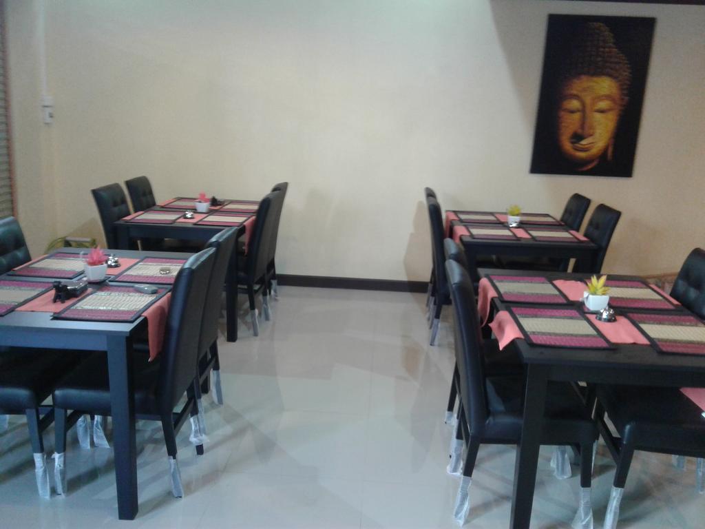 Burnout Guesthouse Pattaya Dış mekan fotoğraf