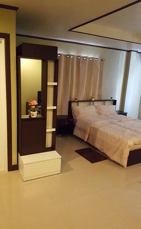 Burnout Guesthouse Pattaya Dış mekan fotoğraf